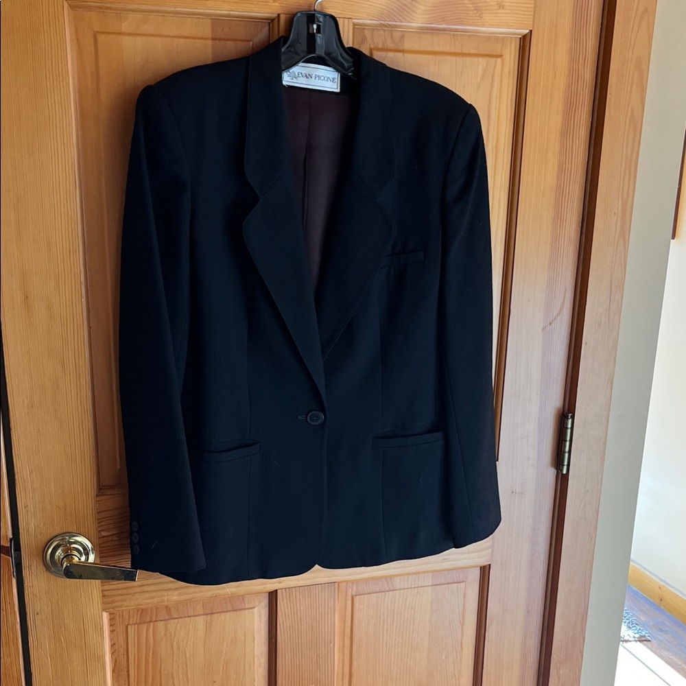 Evan Picone Classic Black Blazer